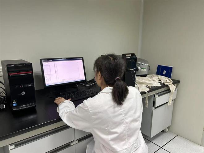 kaiyun中国官方网站注意！不是能遮阳的衣服都叫防晒衣