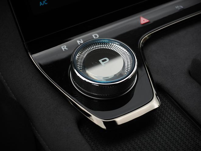 kaiyun中国官方网站岚图追光PHEV深度试驾:老板位很诱人驾驶动态有惊喜(图3) kaiyun中国官方网站岚图追光PHEV深度试驾:老板位很诱人驾驶动态有惊喜(图3)