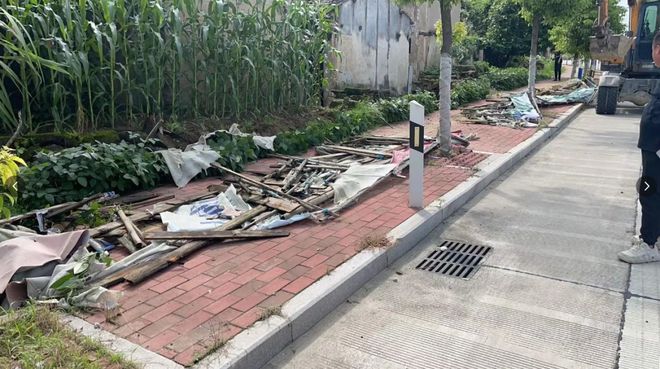 kaiyun【聚焦“百千万工程”】潮安区全域风貌整治提升8月24日各镇场工作动态(图31)