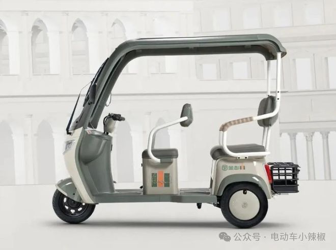 kaiyun上路不怕查的电动小三轮自带雨蓬续航百公里适合接二娃(图2) kaiyun上路不怕查的电动小三轮自带雨蓬续航百公里适合接二娃(图2)