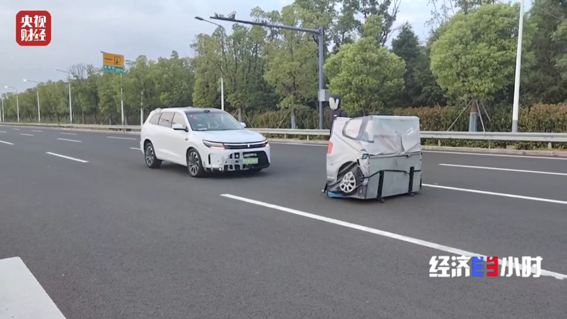 “上车不用开下车自己停”!智驾汽车开启“端到端”时代(图5) “上车不用开下车自己停”!智驾汽车开启“端到端”时代(图5)