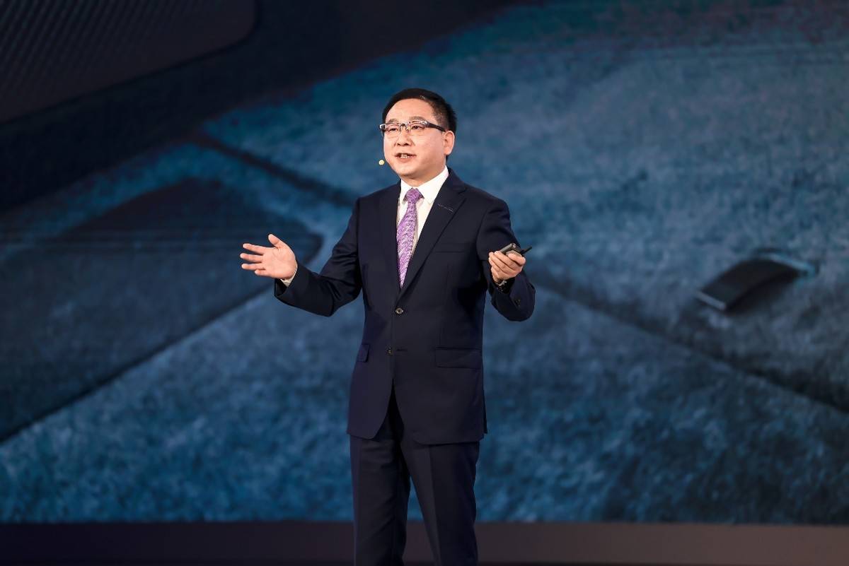 1728万起2025款星纪元正式上市安心省心又舒心(图7) 1728万起2025款星纪元正式上市安心省心又舒心(图7)