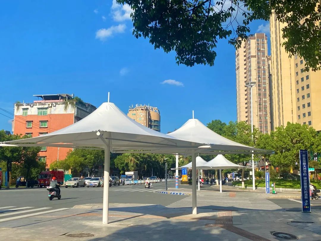 点赞！邵武这两处路口的遮阳棚即将建设完工(图2)