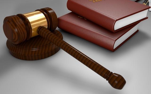 男子聚餐饮酒后死亡家属起诉9人索赔140万元 一审判7人赔5