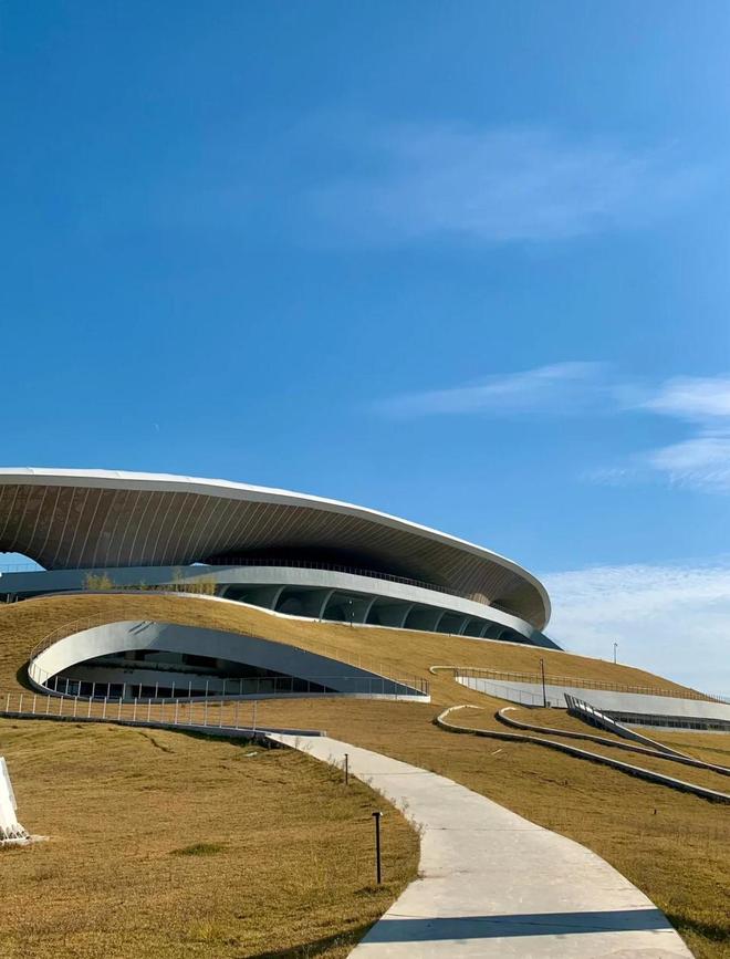 风水遇上人体工程学:衢州体育公园的“隐身术”与天人智慧(一)(图3) 风水遇上人体工程学:衢州体育公园的“隐身术”与天人智慧(一)(图3)