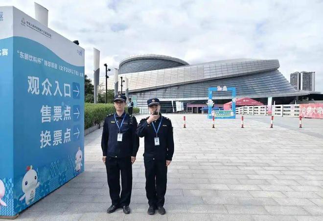 图集|蓬江城管时刻在线年城市管理各类投诉同比下降1635%(图11) 图集|蓬江城管时刻在线年城市管理各类投诉同比下降1635%(图11)