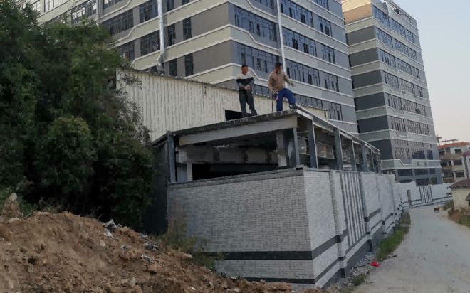 图集|蓬江城管时刻在线年城市管理各类投诉同比下降1635%(图7) 图集|蓬江城管时刻在线年城市管理各类投诉同比下降1635%(图7)