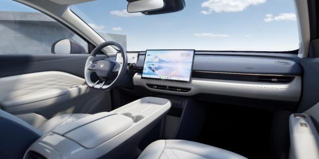 极狐T1：10万内纯电“全能搭子”解锁年轻人的全场景出行自由(图4)