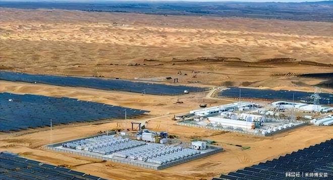 美国卫星发现中国花115亿在沙漠里铺满光伏板结果震惊了(图5)
